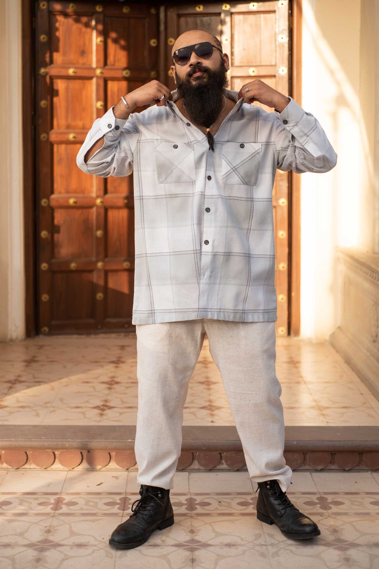 Frosttartan Checkmate- White and Grey Checkered Oversized Overshirt (Plus Size)