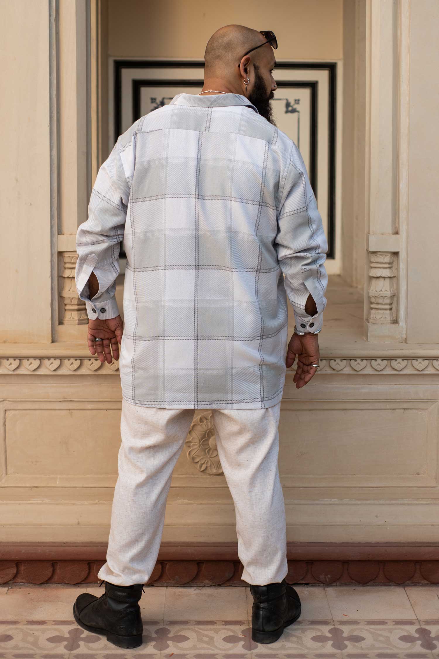 Frosttartan Checkmate- White and Grey Checkered Oversized Overshirt (Plus Size)