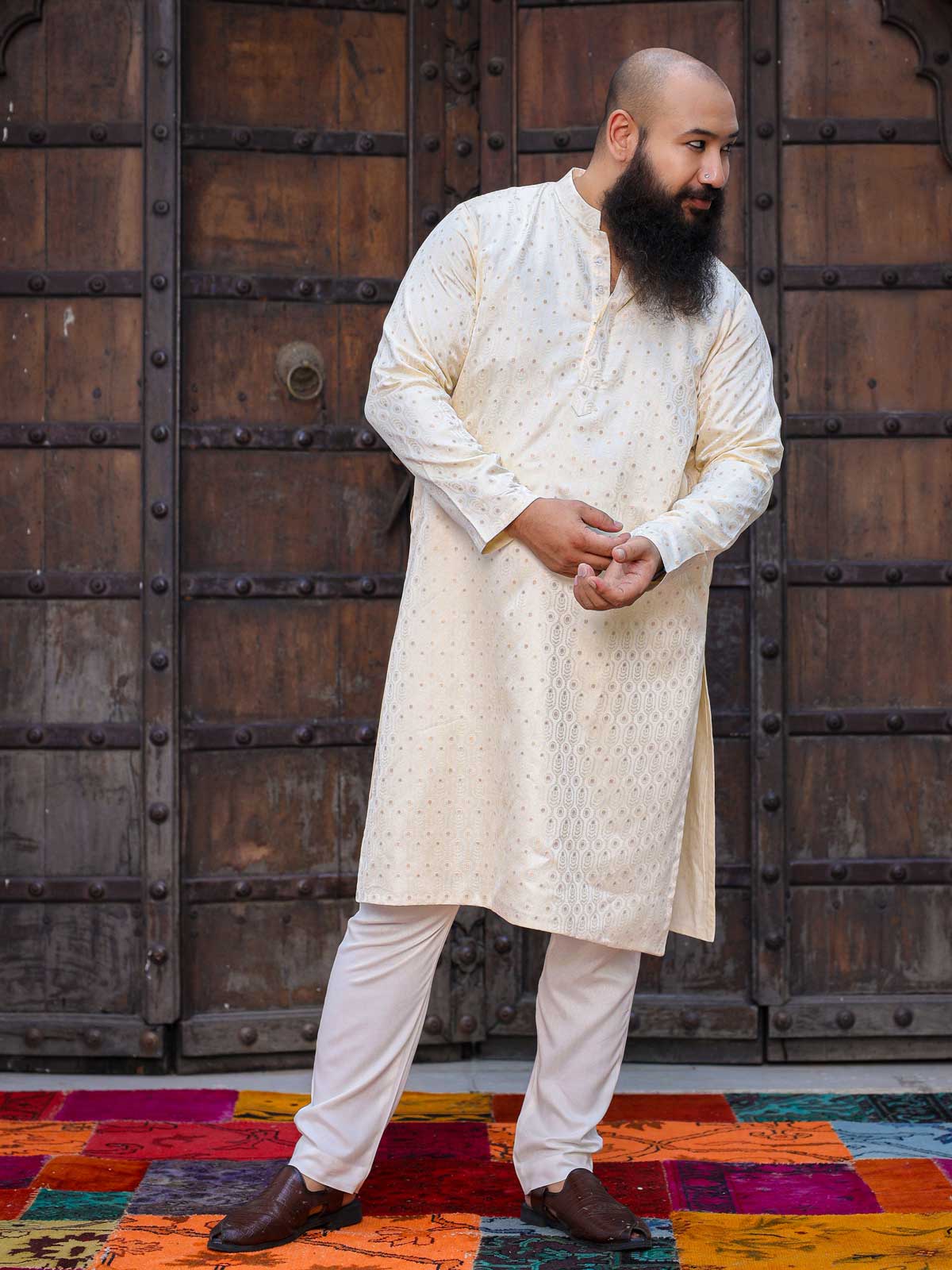 Ivory Elegance - Off white Zari Embroidered Kurta