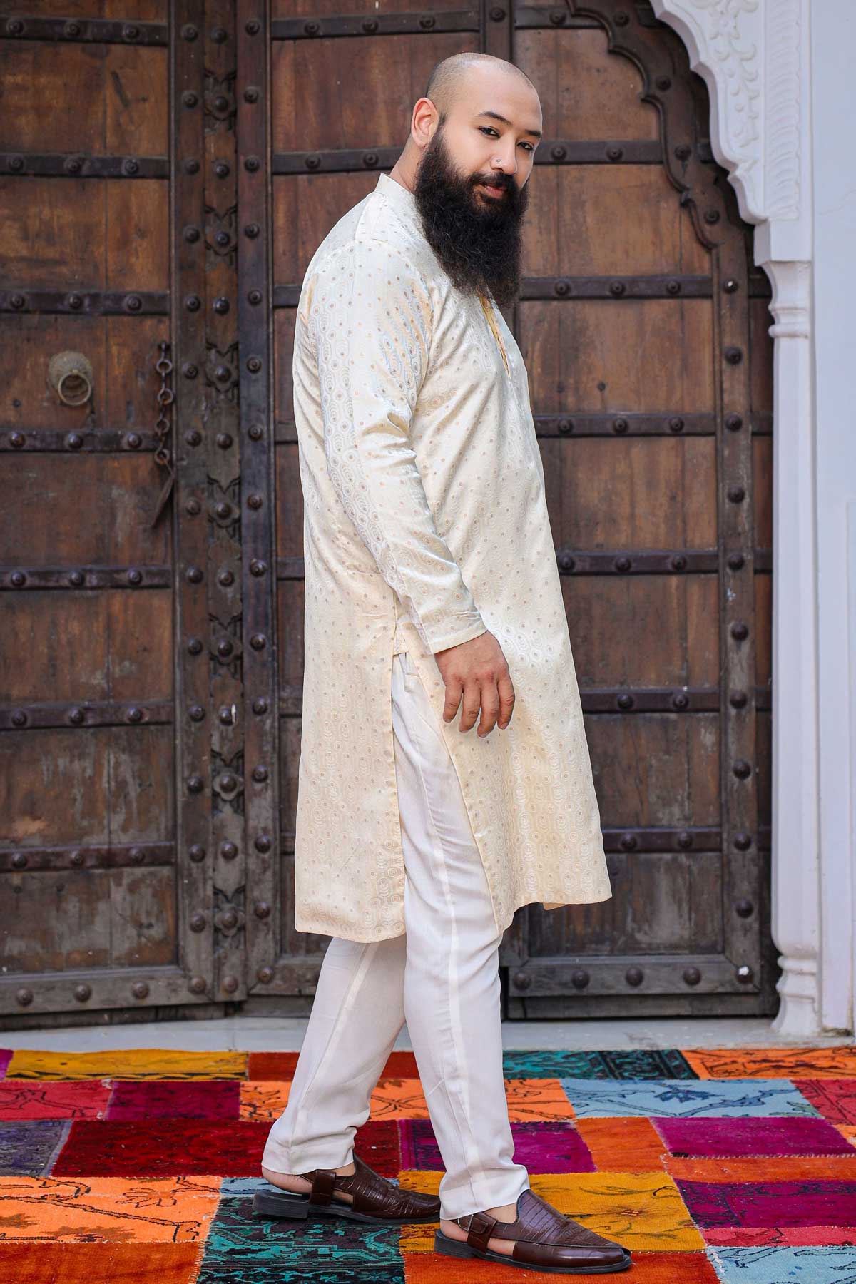 Ivory Elegance - Off white Zari Embroidered Kurta